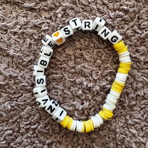 Invisible string bracelet